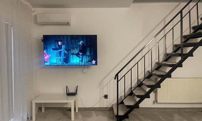 Floresti Apartment | Apartament cu scara interioară