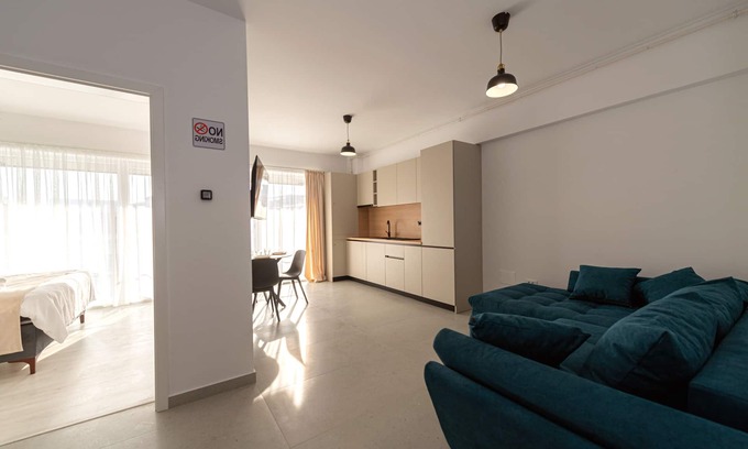 Chiajna Apartment | Apartament Deluxe cu 1 dormitor + Living - Ap. 2 - Habitat ApartHotel