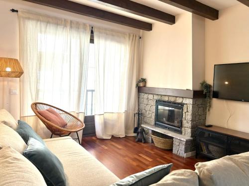 Esterri D'Aneu Apartment | Apartament encantador i cèntric amb llar de foc by RURAL D'ÀNEU