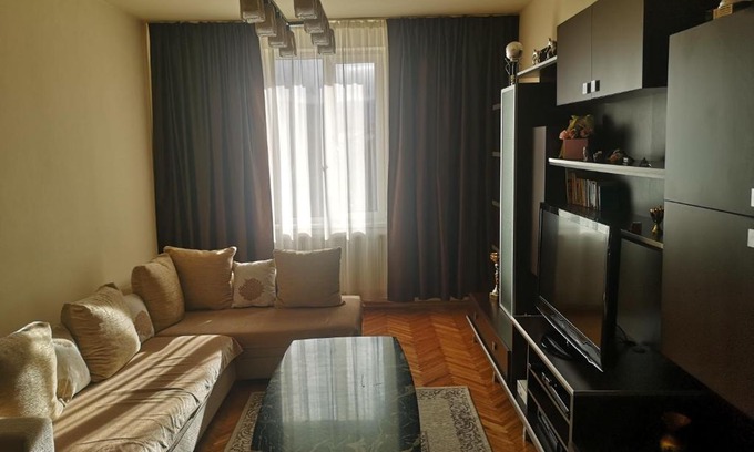 Petrosani Apartment | Apartament Florimont