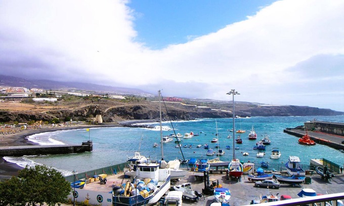 Playa San Juan Apartment | Apartament in 1st line from the sea in Playa San Juan