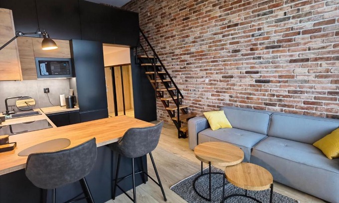 Fabryczna Apartment | Apartament Loft Studio Airport blisko lotniska Zarembowicza lotnisko