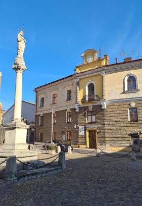 Tarnow Apartment | APARTAMENT PLAC KATEDRALNY