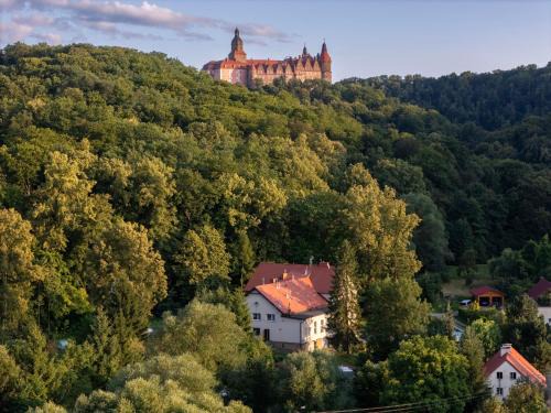 Zarow Apartment | Apartament pod Zamkiem Książ "Nowa Szwajcarka"