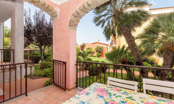 Valledoria Apartment | Apartament Primula with Terrace & Wi-Fi