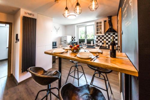 Cieplice Apartment | Apartament Wita Stwosza