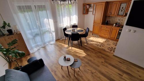 Ciechocinek Apartment | Apartament z ogródkiem