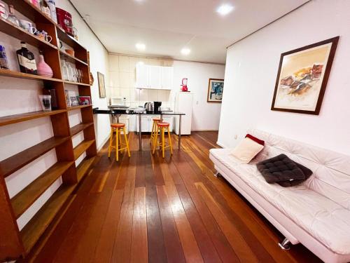 Partenon Apartment | Apartamento 02 dormitorios para trabalhadores