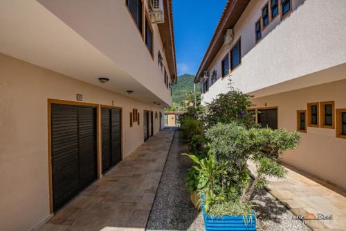 Maranduba Apartment | Apartamento 2 suítes com ar condicionado Maranduba