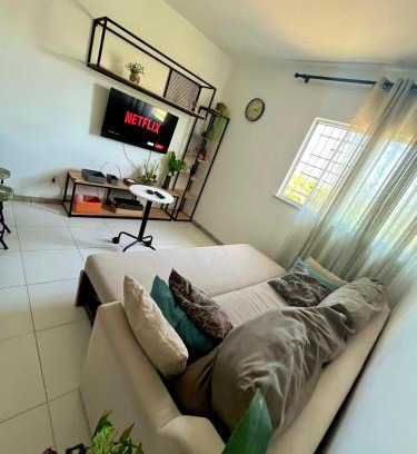 Farolandia Apartment | Apartamento 3/4 ótima localização