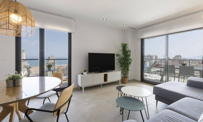 Grau i Platja Apartment | Apartamento a estrenar a escasos metros del Mar-ALQUILER SOLO FAMILIAS