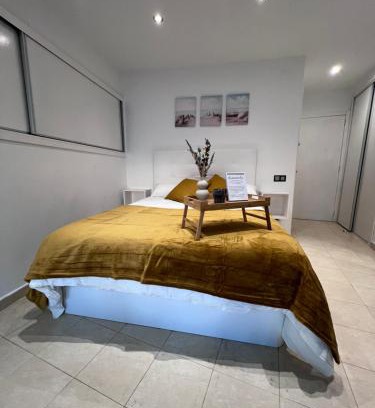 La Pineda Apartment | Apartamento acogedor en primera línea de playa
