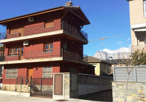 Ainsa Apartment | Apartamento Avenida