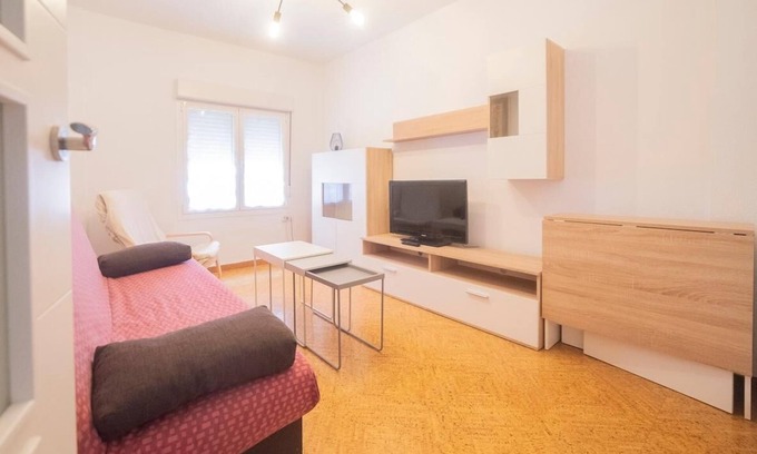 Distrito Llano Apartment | Apartamento Bécquer Gijon