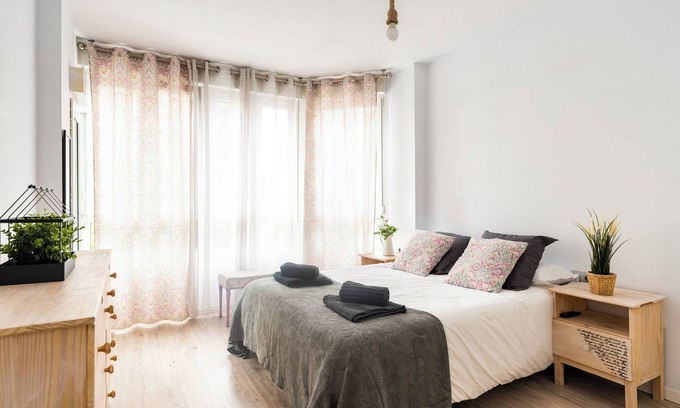 Santander Apartment | Apartamento Camilo Alonso Vega