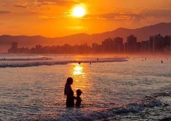 Canto do Forte Apartment | Apartamento Classe A