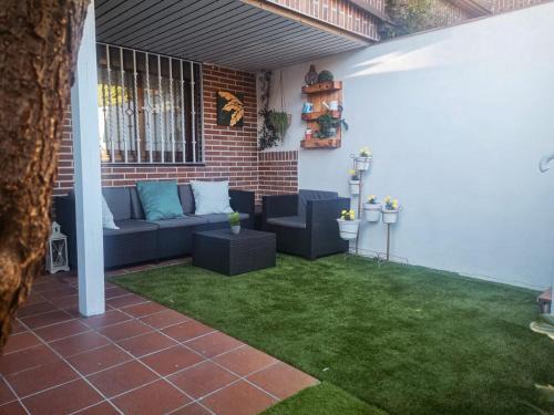 Villamayor Apartment | Apartamento con jardín privado a 10 min del centro de Salamanca