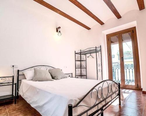 La Roqueta Apartment | Apartamento con Terraza cerca de la Estación del Nord