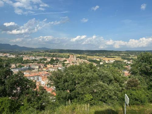 Gironella Apartment | Apartamento de 3 habitaciones en GIRONELLA - ALBERGA