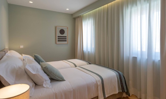 Linda-a-Velha Apartment | Apartamento de charme Ajuda 2