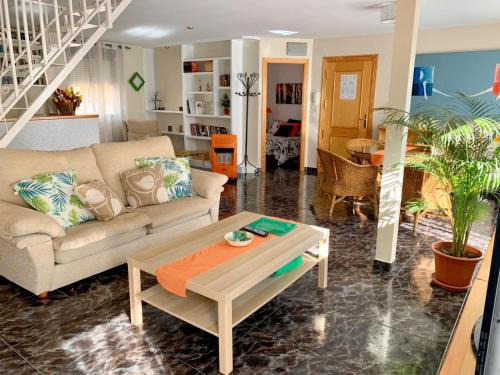 Onil Apartment | Apartamento diáfano y luminoso en Onil