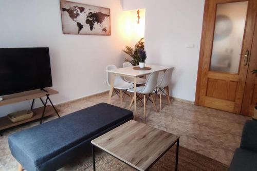 Elche Apartment | Apartamento en el centro de Elche con terraza La Alborada