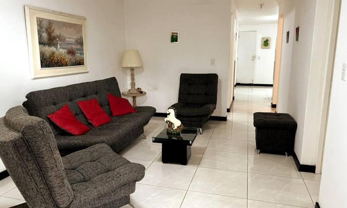 El Tesoro Apartment | Apartamento en el poblado cerca universidad CES