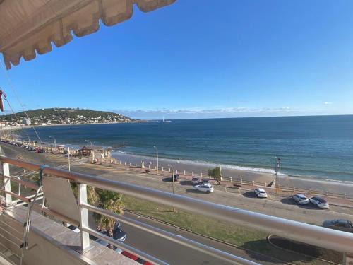 Piriapolis Apartment | Apartamento La Riviera