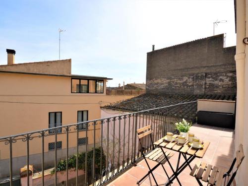 Castello d'Empuries Apartment | Apartamento moderno para 4 pers., WiFi, A.A., en el corazón de Castelló d'Empúries - ES-89-79