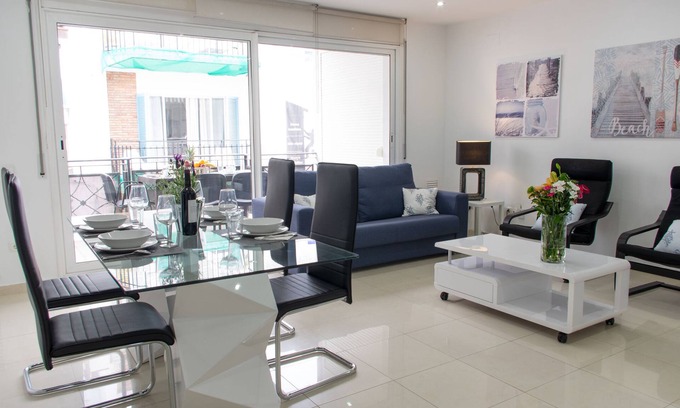 Sitges Town Center Apartment | Apartamento Montroig 2