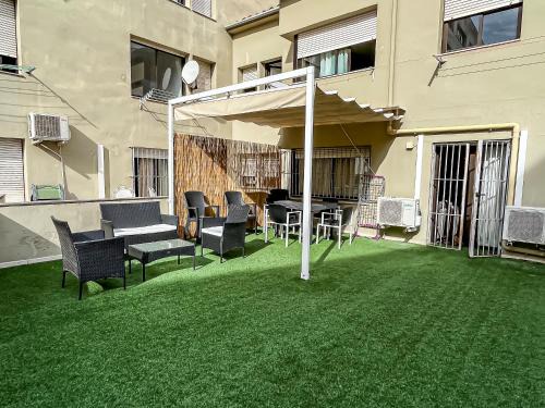 el Mercadal Apartment | Apartamento para 4 con terraza en el centro