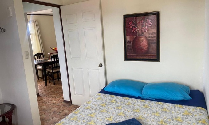 San Pablo de Heredia Apartment | Apartamento Para 4pax, Full Equipado, Cerca de la Ciudad. Seguro y Amplio