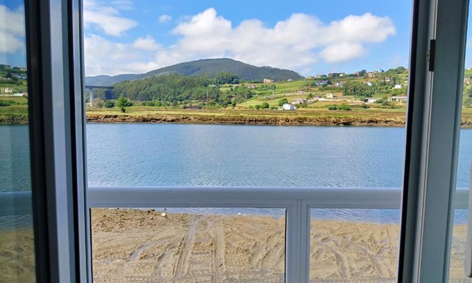 Navia Apartment | Apartamento Ría Navia