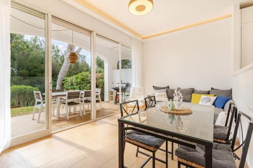 Coves Noves Apartment | Apartamento Recién reformado con jardín en Arenal de Castell