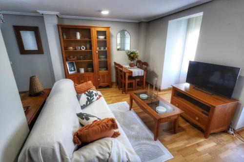 La Trinidad-San Juan y Todos los Santos Apartment | Apartamento suites HZ centro
