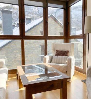 Escarrilla Apartment | Apartamento Tarmañones Vistas a la montaña