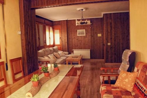 Navaconcejo Apartment | Apartamento Turistico Rio Jerte