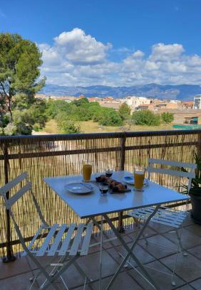 Santa Barbara Apartment | Apartamento VALLFOGONA Relax