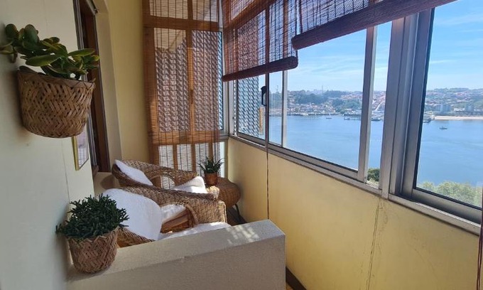 Lordelo do Ouro e Massarelos Apartment | Apartamento vista Douro e Mar
