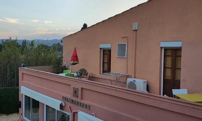 Vall-Llobrega Apartment | Apartamentos Cal Marxant