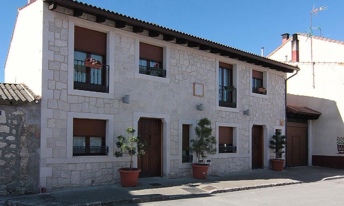 Montemayor de Pililla Apartment | Apartamentos Turísticos los Abuelos