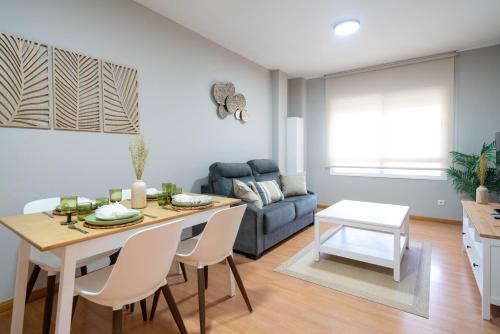 Valladolid Apartment | Apartamentos GO Covaresa Parking Bajo disponibilidad- Zona libre de bajas emisiones