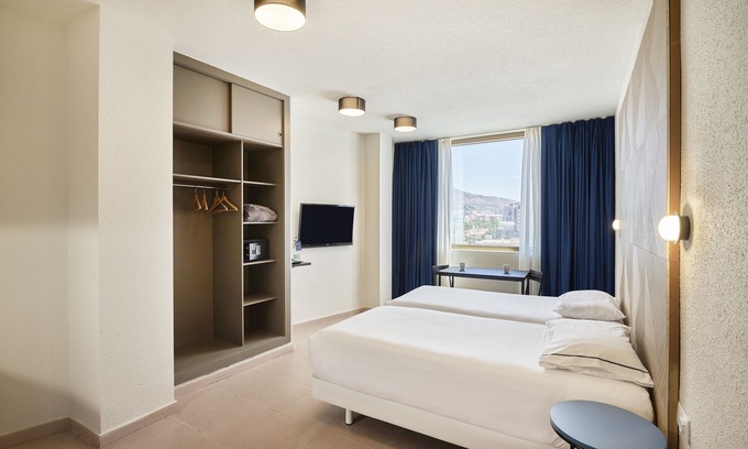 Sant Joan Despi Apartment | Apartamentos Hesperia Sant Joan