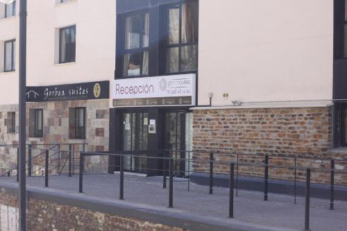 Pradollano Apartment | Apartamentos Montegorbea