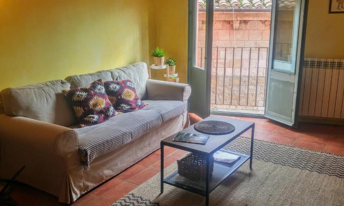 Besalu Apartment | Apartamentos Saltarel·lo