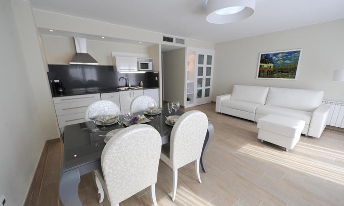Valjunquera Apartment | Apartamentos Turísticos Mirablanc