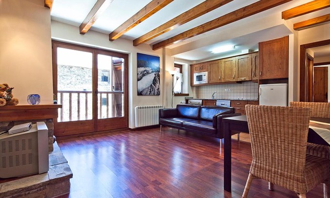 Alt Aneu Apartment | Apartamentos Valencia de Anheu