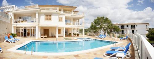 Cala Figuera Apartment | Apartamentos Villa Sirena