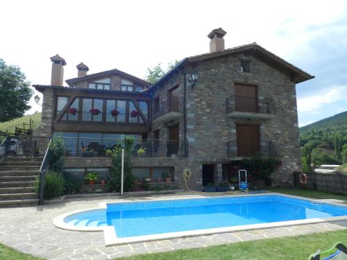 Cires Apartment | Apartaments El Tossalet