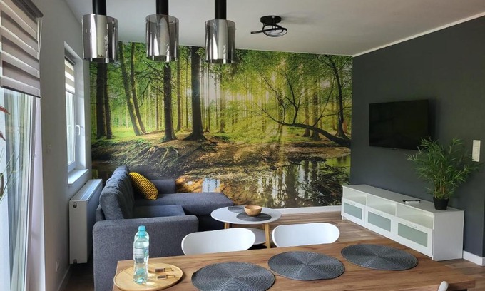 Milicz Apartment | Apartamenty Dębowa 4 PRIV OGRÓD I MIEJSCE NA ROWERY